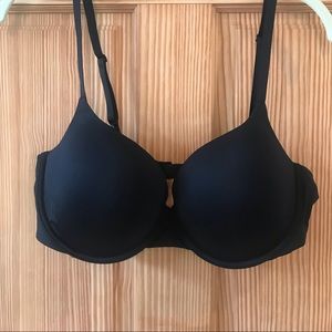 Victoria’s Secret,Black, Demi Bra, 36DD, Excellent condition. Smooth Soft cups.